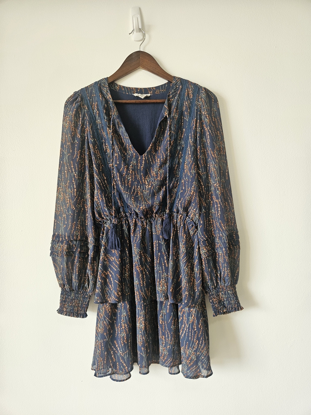 Allison New York Blue Floral Tiered Short Dress M Medium Long Sheer Sleeve Lined